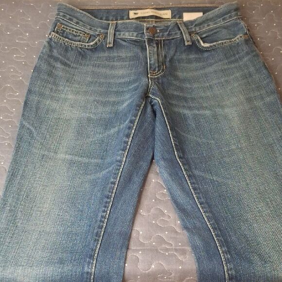 Gap Long and Lean Blue Jeans - Picture 2 of 9